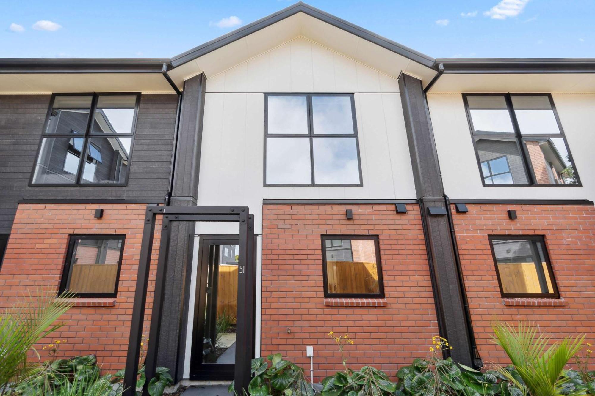 Modern 2-Bedroom Retreat With Private Patio Auckland Eksteriør billede